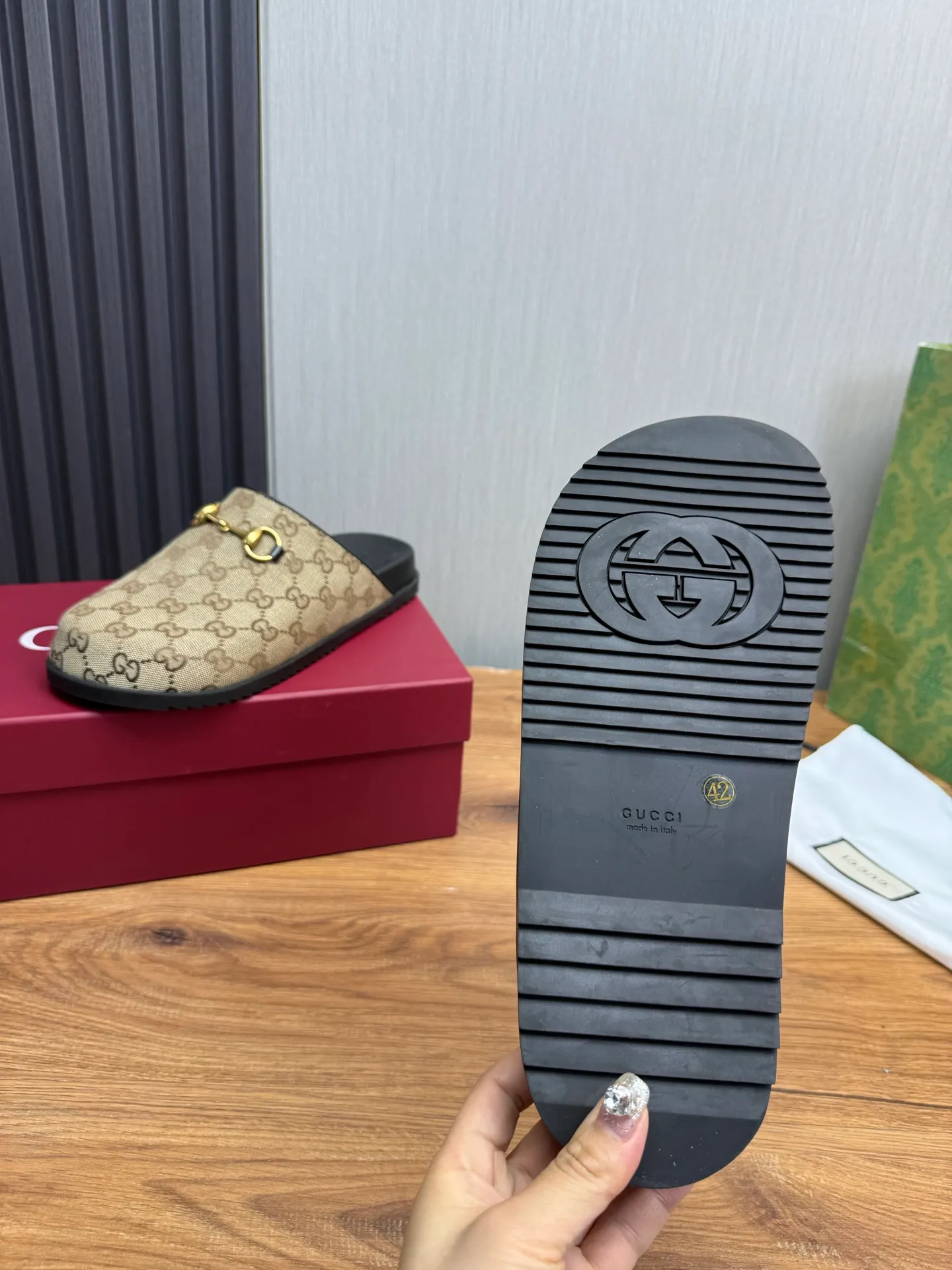 Men's men's shoes💰Pili 400💰Maoli 440💰 ＧＵＣＣＩGucci. Popular couple slippers hot sale🩷💚 🩴Official website one to one production 35-45 size 45 46 🉑️Customized!